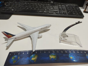 Originalni kovovy model Boing 777 od Philippine Airlines - 3