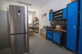 Pronájem kancelářského zázemí se sklady – 292 m² - 3