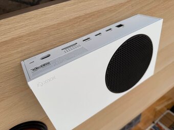 Microsoft Xbox Series S 512GB - 3