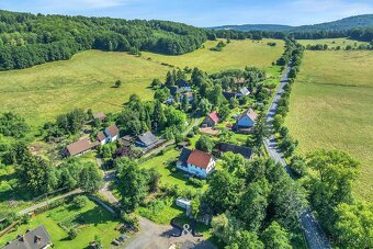 Klid, zeleň a potenciál – stavební pozemek o 1 527 m² v Heřm - 3