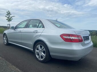 Mercedes E 4x4,3.0 CDI,195kW(265PS),229t.km,Xenony,TOPstav - 3