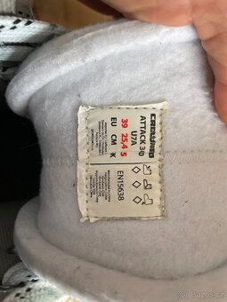 Brusle CROWNED ATTACK 300 vel. 39 - 3