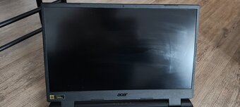 Acer Nitro 5 (17 palců) - 3