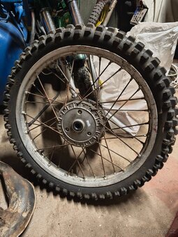 Přední kolo čz 997,998 - 3