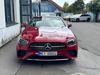 Mercedes-Benz Třídy E, 200 Cabrio - 3