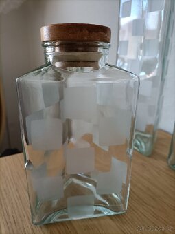 Skleněné dózy, nádoby, dekorace - 3