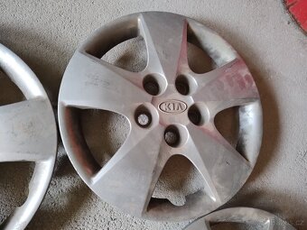 Kryty kol originál Kia R15 - 3