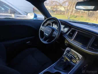 Dodge Challenger - 3