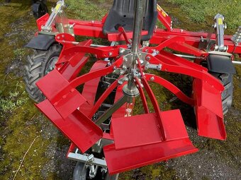 Sazeč zeleniny za traktor Spapperi TU/AS MONODRIVE - 3
