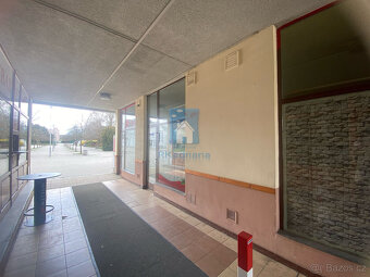 Pronájem obchodních prostor Plzeň - Skvrňany, ulice Karla St - 3