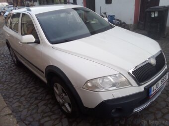 Škoda Octavia 2 Combi Scaut 4x4 2.0 TDI 103 kw - 3