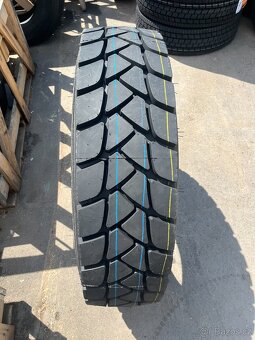 315/80 r22,5 Nákladní  Záběrové 315/80R22,5 - 3