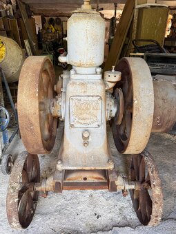 Prodám Stabilní motor Slavia - 3