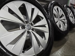 ALU KOLA Audi Q8 Q7 SQ8 4M8 r19" - 3