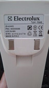 Elektrolux ruční vysavač prodám 150 Kč - 3