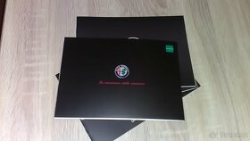 Nová servisní knížka ALFA ROMEO - nový model - nový znak - 3