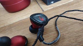 Sluchatka Astell & Kern Angie II - 3