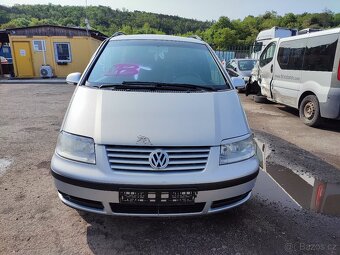VW Sharan č. 23838 - 3