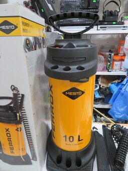 Nový postřikovač FERROX MESTO 3585G 10l - 3