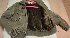 Dámská BOMBER bunda. Bez vady Vel.M - 3