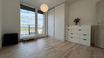 Krásný byt 2+kk s lodžií a parkovacím stáním v Rosicích - 3