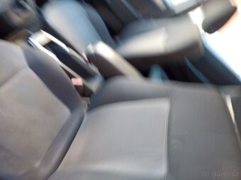 Prodám Opel zafira 2010 7 mistné viz foto - 3