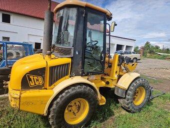 Čelní nakladač JCB 409 B - 3