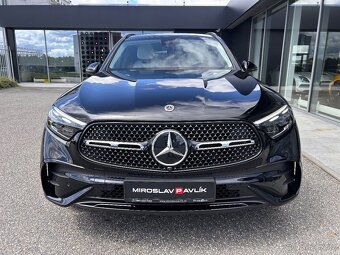 Prodám Mercedes-Benz GLC 220d 4MATIC AMG PREMIUM Night - 3