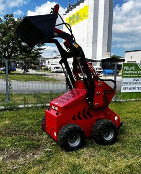 kolový nakladač, čelní nakladač, čelňák, smykač - 3