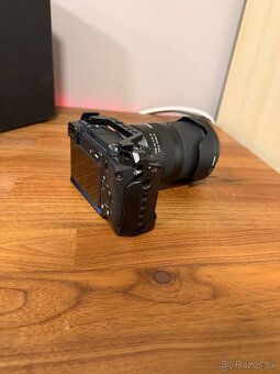 Sony a6400 + Tamron 17-70mm f2.8 - 3