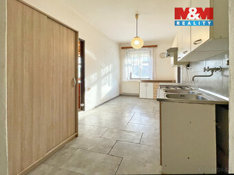 Prodej bytu 3+1, 78 m², Chrastava, ul. Školní - 3