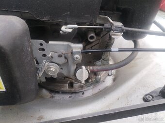 Benzínová sekačka Honda OHC 160 cc - 3