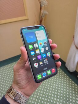 Apple iPhone Xr 64GB blue - baterie 89% - 3