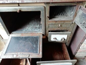 Starožitná kachlová kamna - 3