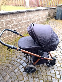 Kočárek Tudore - 3