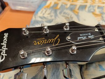 Epiphone Les Paul Junior Electric Guitar - Ebony Black - 3