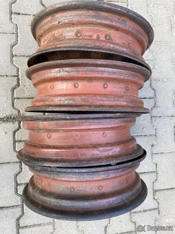 Kola Tatra 97 tatraplan - 3