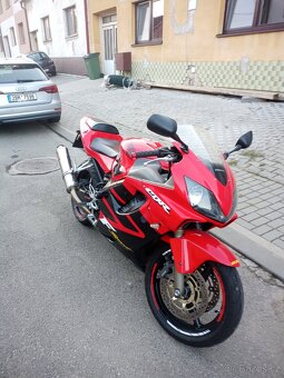 Honda CBR 600f - 3