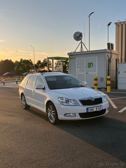 Škoda Octavia 2 FL DSG - 3
