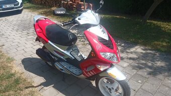 Peugeot SPEEDFIGHT 100, r. v. 2007 - 3