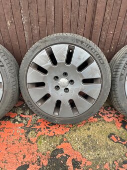 Audi 5x112 R18 225/40 - 3