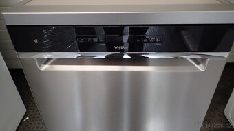 Myčka WHIRLPOOL WFO 3T142 X Myčka je nová ale při manipulac - 3