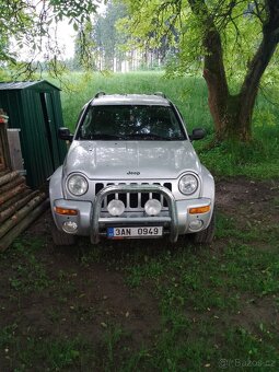 Jeep Cherokee - 3