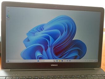 Visionbook UMAX - 3