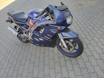 Honda CBR 600 - 3