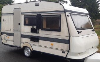 Karavan Hobby 450 na pevné stání - 3