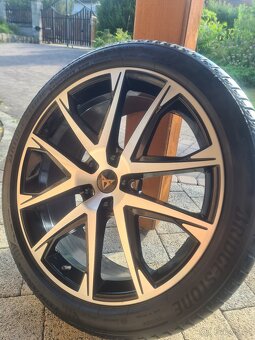 5x112 R19 - 3