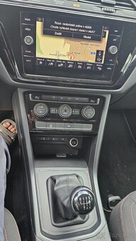VW TOURAN 1.4 TSI - 7 MÍST - 3