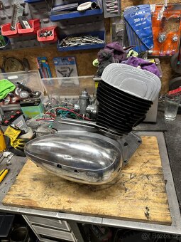Jawa 250/559 Panelka - Motor - 3