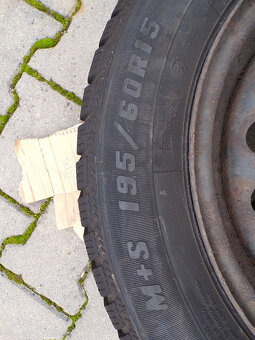zimní pneumatiky s disky 195/60R15 - 3